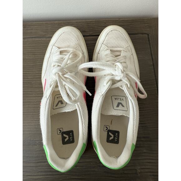 VEJA V-12 B-Mesh Sneaker Shoe Sz 41 Men’s 8 Women’s 10 White Green Pink